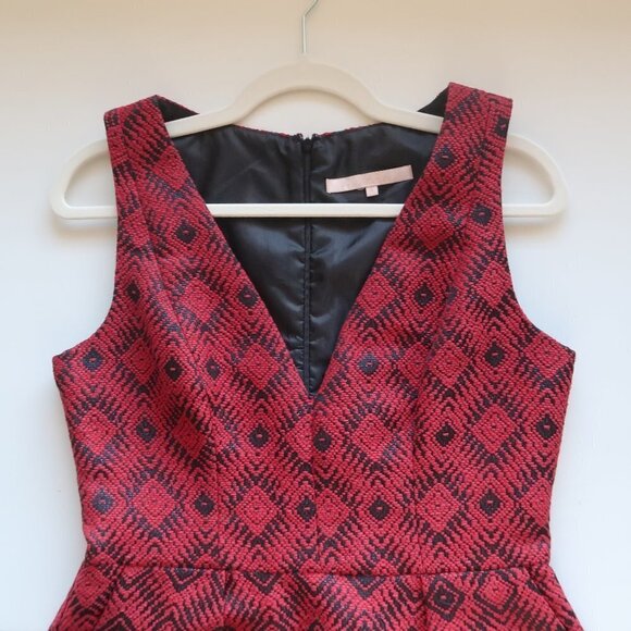 Anthropologie Hutch Red & Black Tweed V-neck Sleeveless Flare Midi Dress Size 8 - Picture 11 of 12